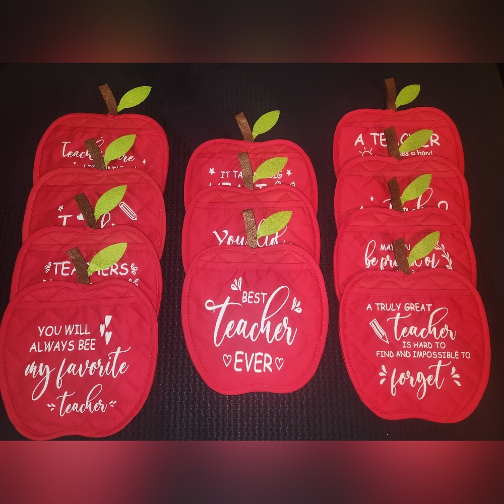 Teacher Cooking Gifts for End Of Year Set Of 11 Apple Potholders W/Pocket NWOT